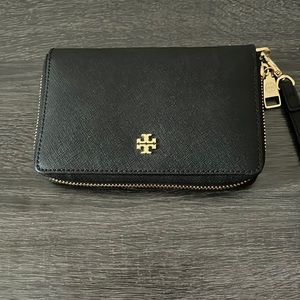 Tory Burch black leather multitask zip around wristlet NEW Double T gold logo